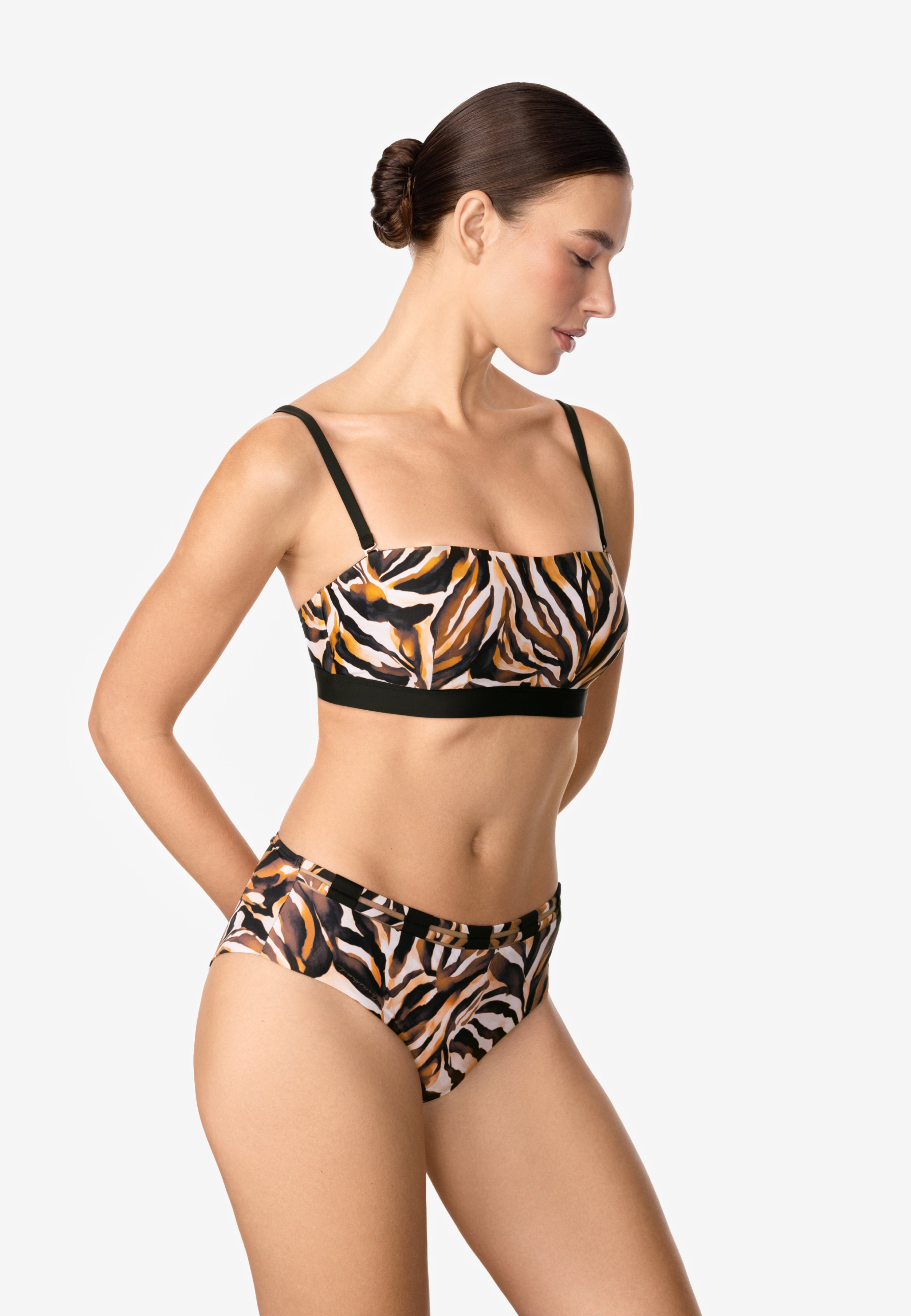 Brazilian tipo bikinio kelnaitės EYE OF THE TIGER