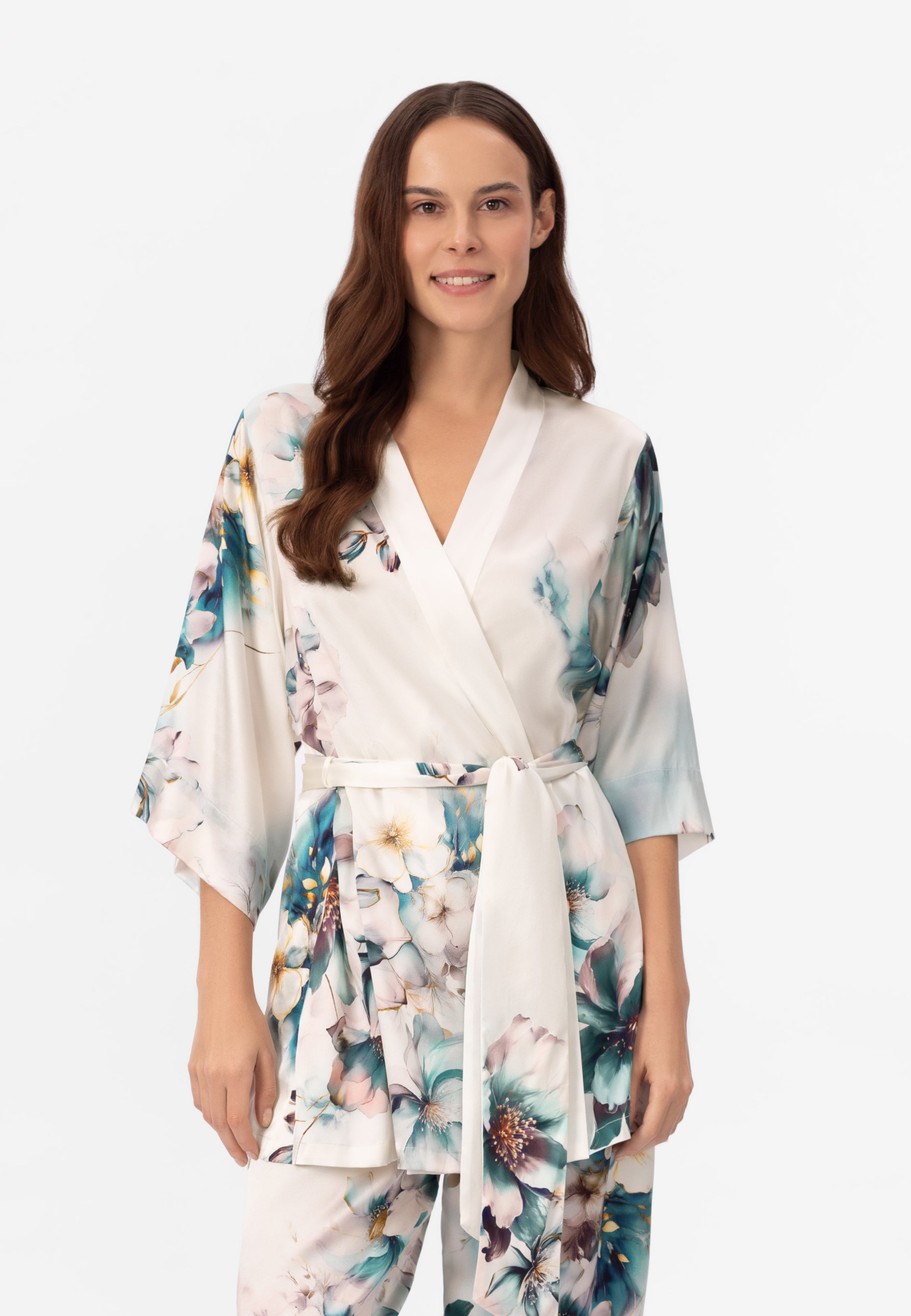 Trumpas šilko kimono FLORELLE