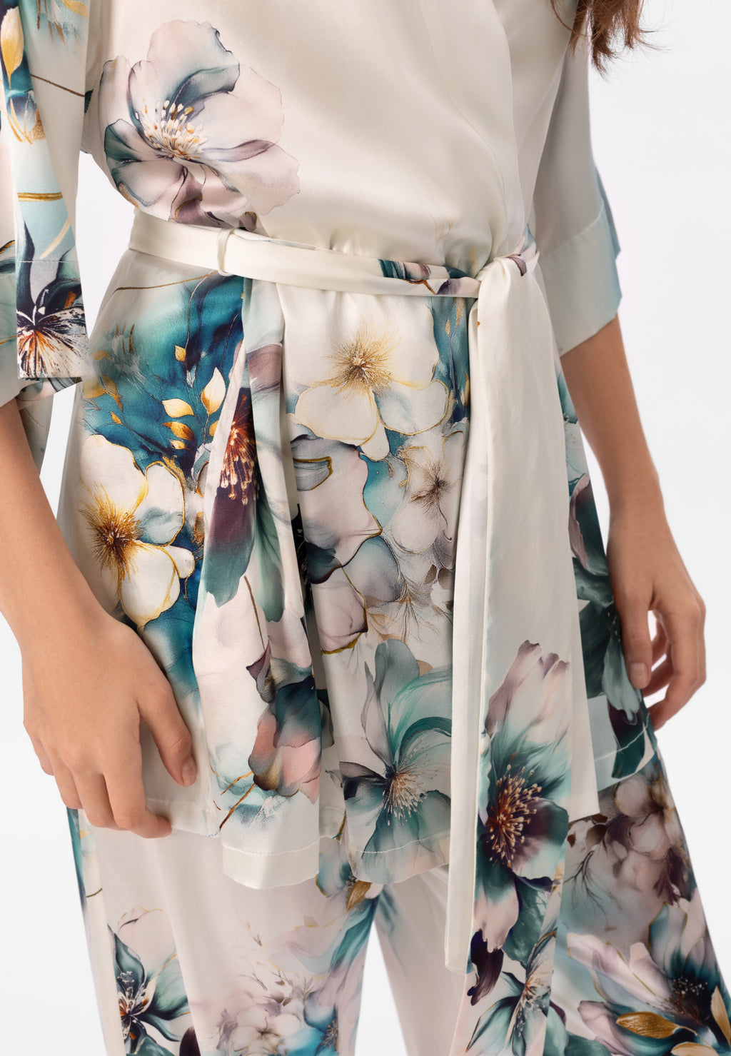 Trumpas šilko kimono FLORELLE